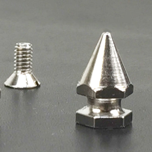 Spike Messing vernickelt 17 x 11 mm