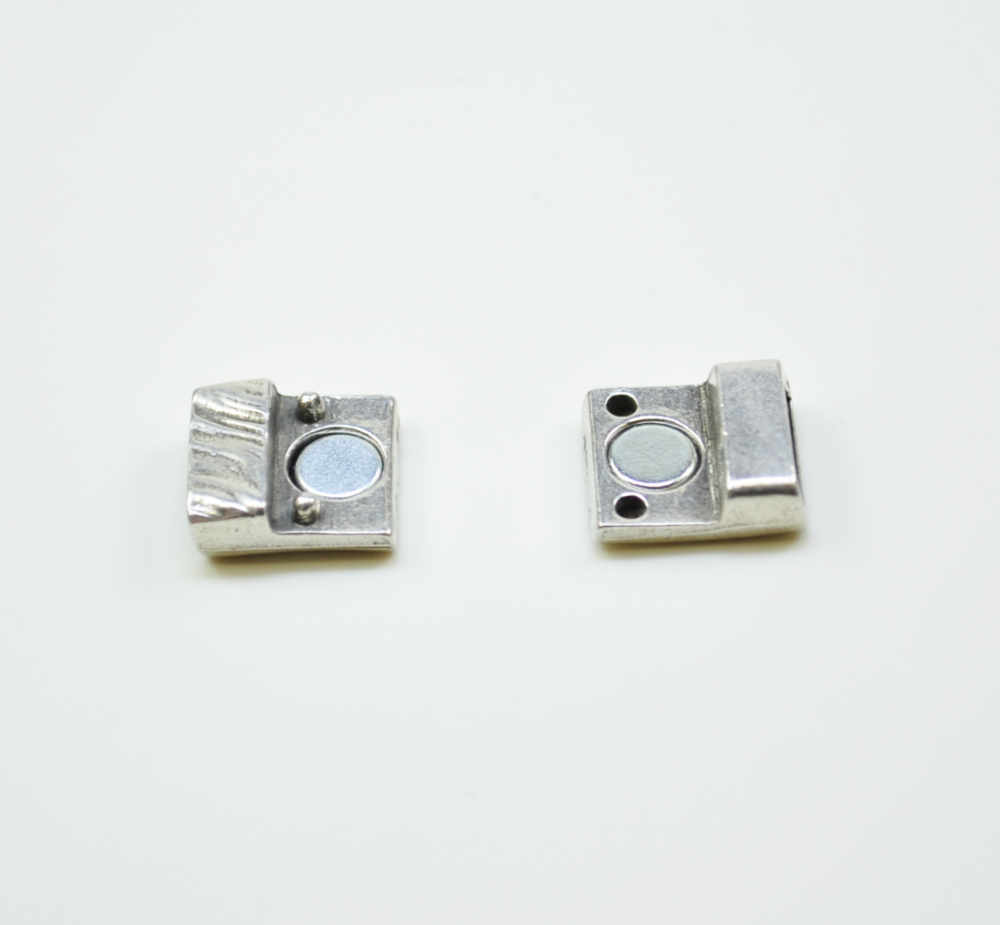 Magnetverschluss 10 x 2 mm, silberfarbig mit Wellenrelief, NICKELFREI