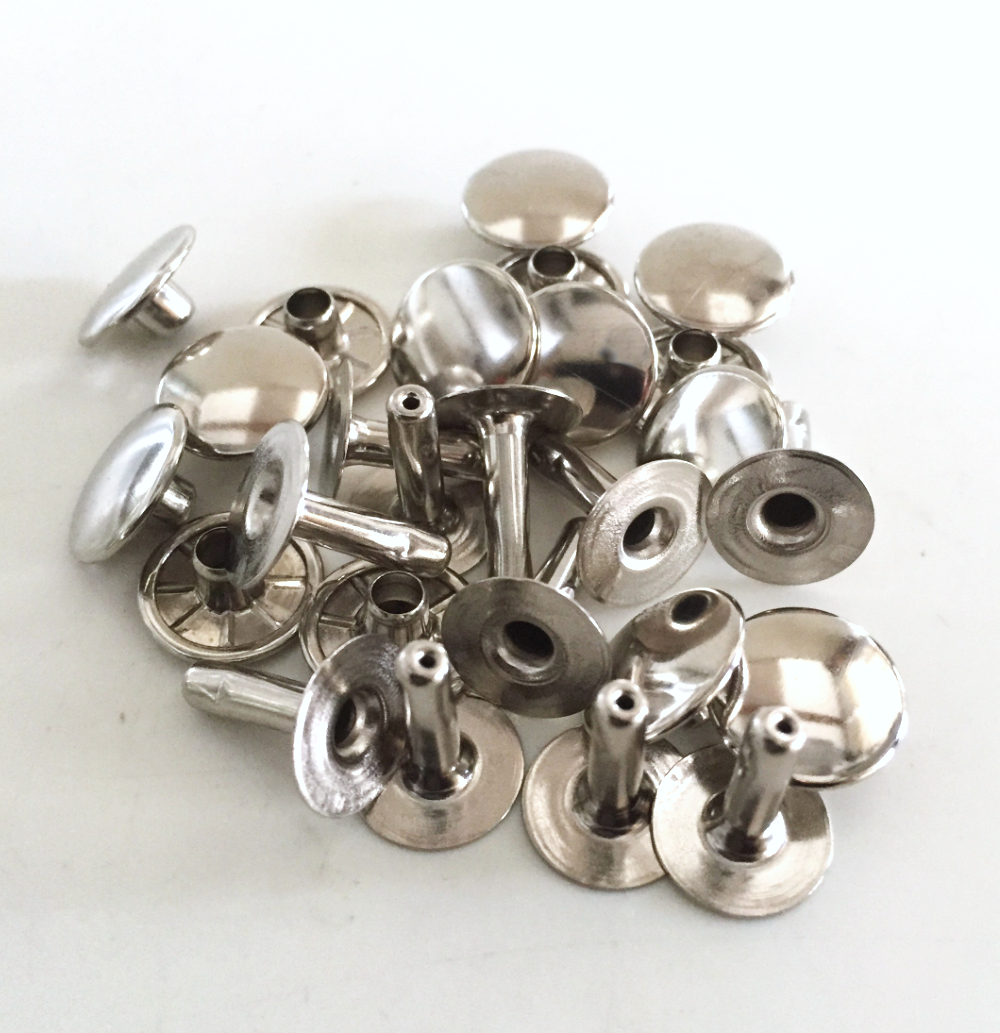 Hohlnieten Messing vernickelt, Ø13 x 13.7 mm, Preis pro 100