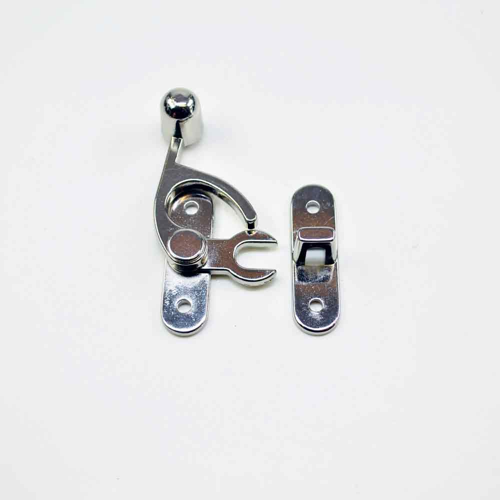 Hakenverschluss , Vernickelt, gross ca 50 x 56 mm Hakenverschluss , Vernickelt, gross ca 50 x 56 mm