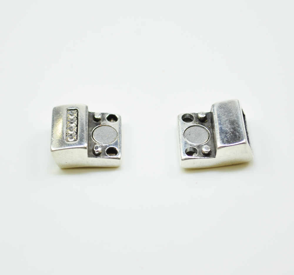 Magnetverschluss 10 x 2 mm, silberfarbig, NICKELFREI, mit Strasssteinen