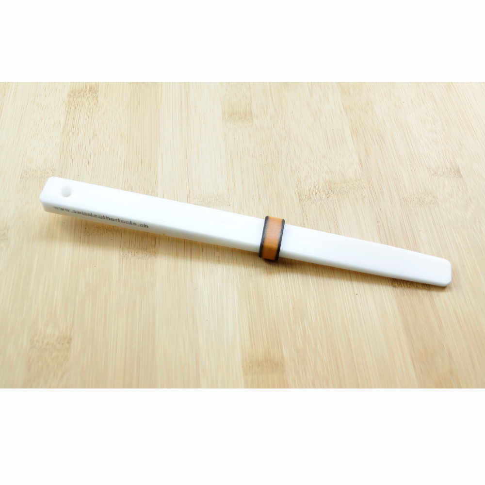 Schlaufenformer und -dehner, aus schlagfestem PE-Kunststoff, swissleathertools.ch, 28 mm